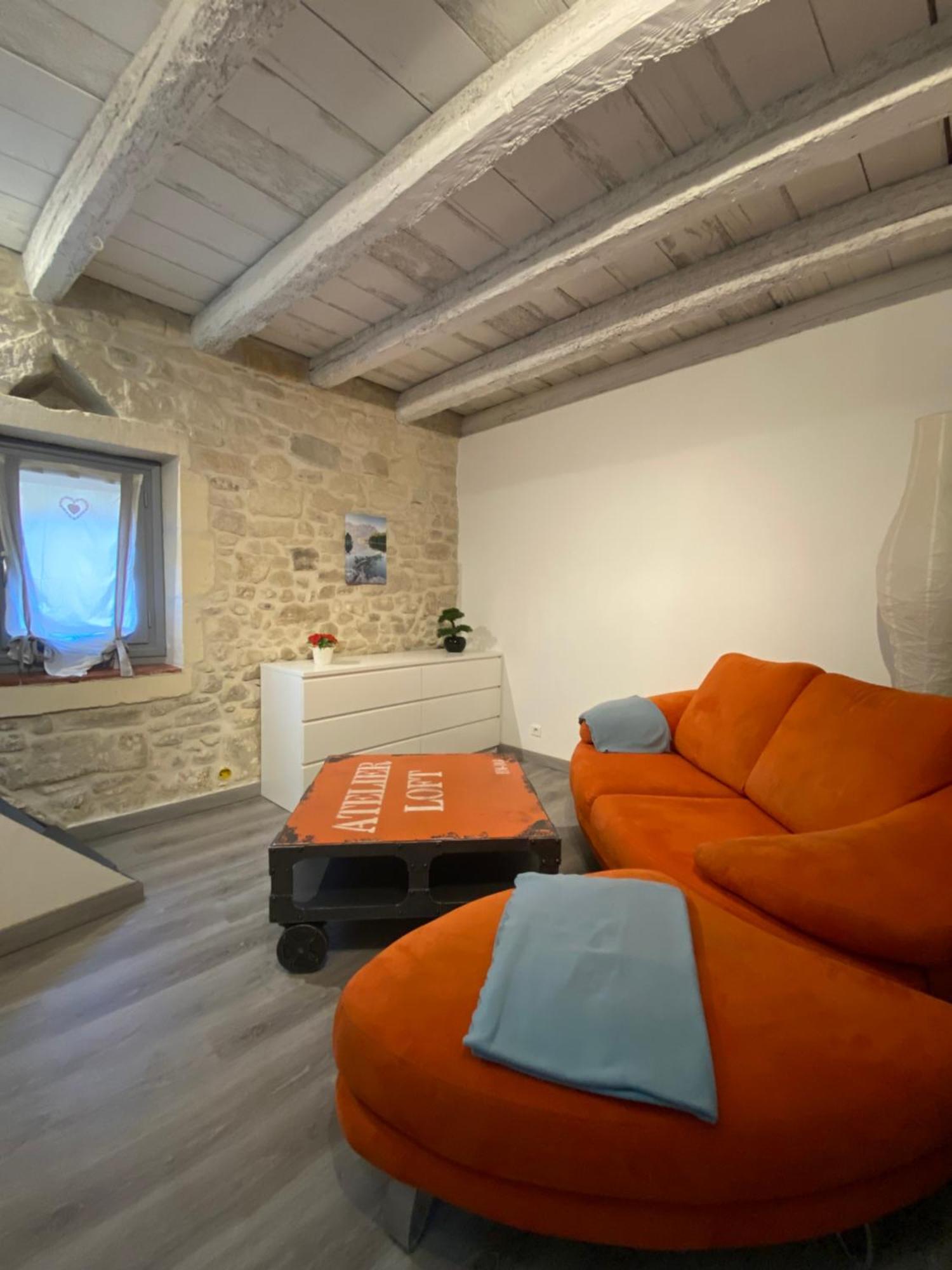 Bienvenue Au 6 - Calme Et Charme De La Pierre. Villa Fourques  Eksteriør bilde